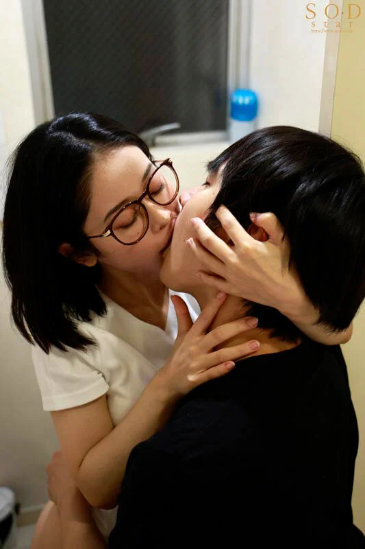 [START-224] [中文字幕] 驗證。聯繫攻擊學生的女教練！三年禁慾後，女人的性慾會怎樣？ Minamo