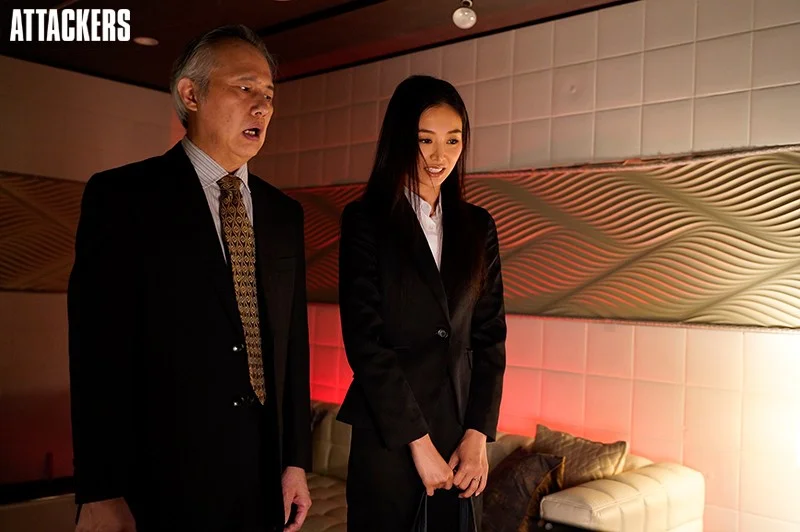 [ATID-402] [English Subtitles] The Day I Missed the Last Train and Spent the Night with My Boss at a Love Hotel... Iroha Natsume