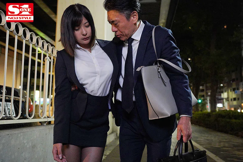 [SSIS-674] [English Subtitles] Arrogant Modern Rookie OL's Tipsy Cuteness & Sensual Curves Make My Middle-Aged Boss's Cock Have a Pubescent-Like Hard-On Awakening! That Night, the Next Day, Every Day I Fucked Her Raw... Hina Nitōri